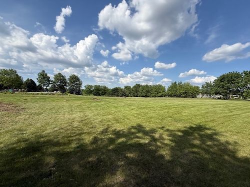 Lot 1 E Sunset Views Dr, Saint Charles, IL, 60175-8353 | Card Image