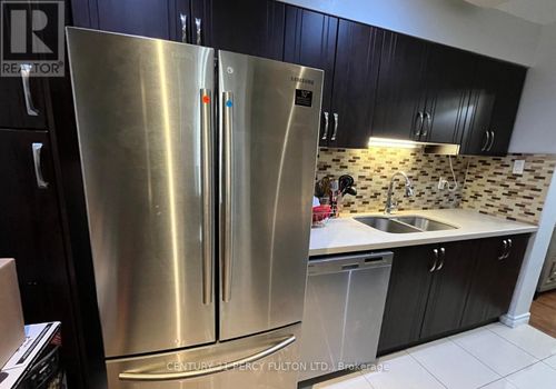 1712-301 Prudential Dr, Scarborough, ON, M1P4V3 | Card Image