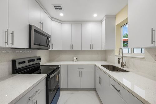 18931 Nw 44th Ave, Miami Gardens, FL, 33055-2619 | Card Image