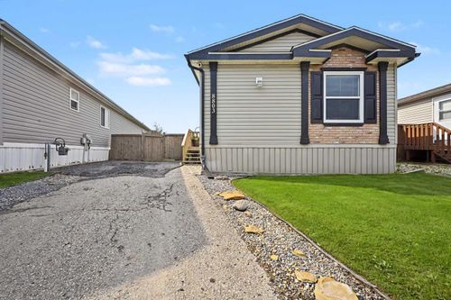 8803 86 Ave, Grande Prairie, AB, T8X0C5 | Card Image