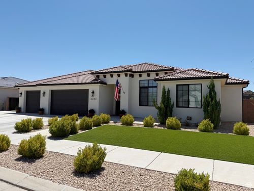 2393 W Zinfandel Dr, St George, UT, 84770-1288 | Card Image