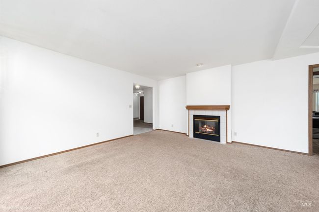 1362 W Tanglewood Ct, House other with 3 bedrooms, 2 bathrooms and 2 parking in Hayden ID | Image 18