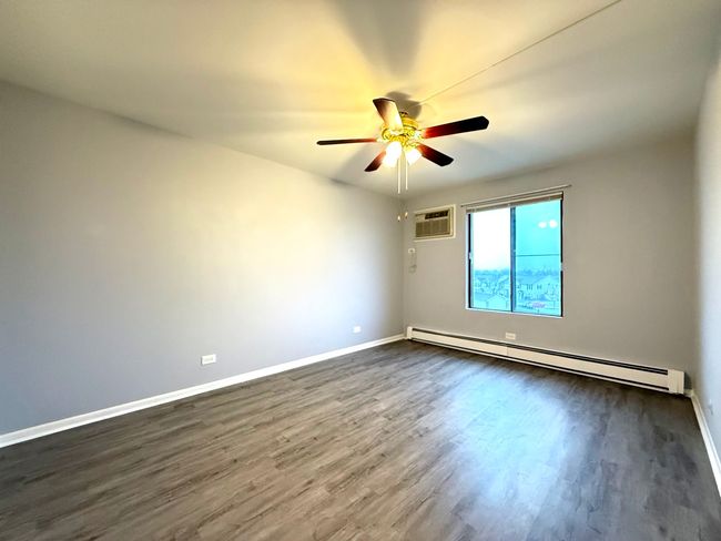 APT-17 - 153 Gregory St, Condo with 2 bedrooms, 2 bathrooms and 2 parking in Aurora IL | Image 8