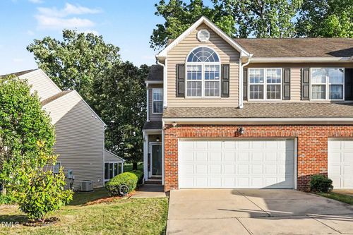 2611 Blackwolf Run Ln, Raleigh, NC, 27604-5439 | Card Image