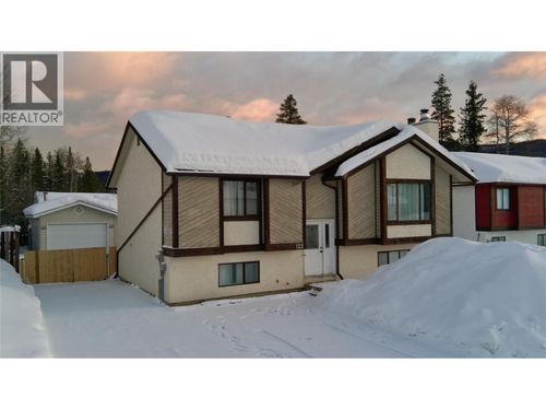 123 Bergeron Dr, Tumbler Ridge, BC, V0C2W0 | Card Image