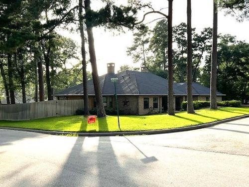 514 Sandy Oaks Dr, Huntsville, TX, 77340 | Card Image