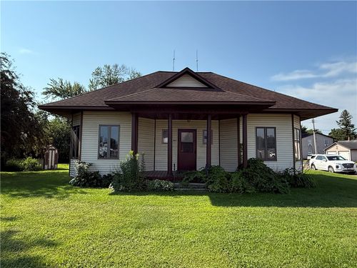 904 Railroad Ave, Boyceville, WI, 54725-7506 | Card Image