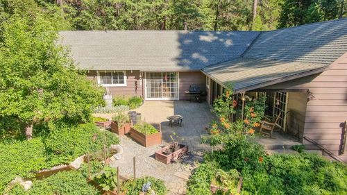 2397 Cedar Ln, Arnold, CA, 95223-9637 | Card Image