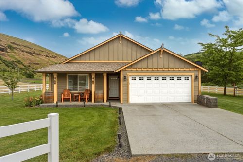 252 S Touchet Rd, Dayton, WA, 99328-8745 | Card Image