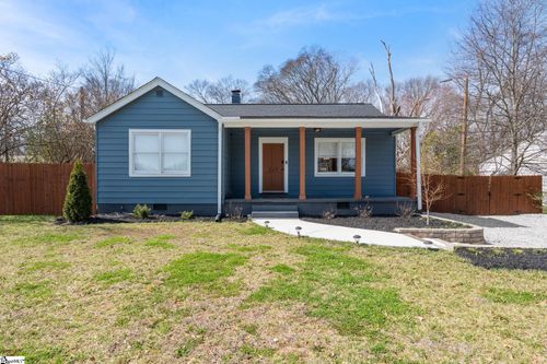 307 Spruce St, Greenville, SC, 29611-4141 | Card Image