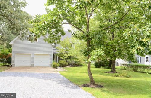 8098 Foxwell Rd, MILLERSVILLE, MD, 21108-1017 | Card Image