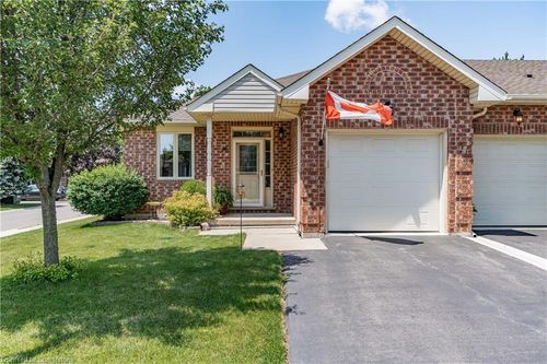 36 Twentyplace Blvd, Hamilton, ON, L9B0B8 | Card Image