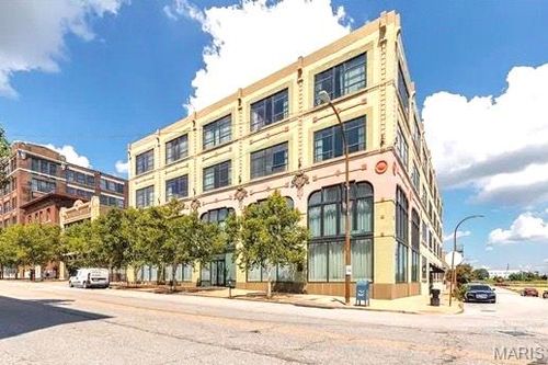 402-2201 Locust St, Saint Louis, MO, 63103-1509 | Card Image