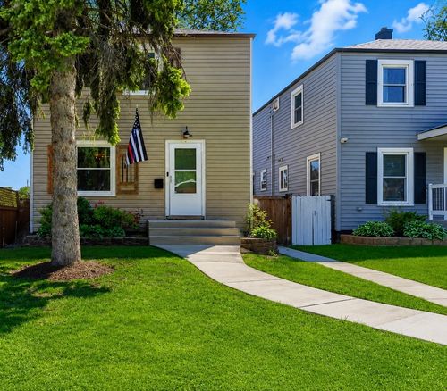 3917 Clinton Ave, Stickney, IL, 60402-4129 | Card Image