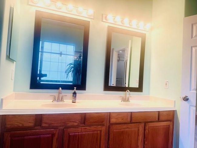 19126 S Rim Trl, House other with 4 bedrooms, 3 bathrooms and 2 parking in Spring TX | Image 14