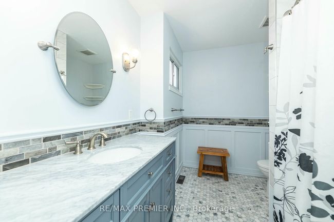 43 - 21a Thistle Down Blvd, Condo with 3 bedrooms, 3 bathrooms and 1 parking in Toronto ON | Image 35