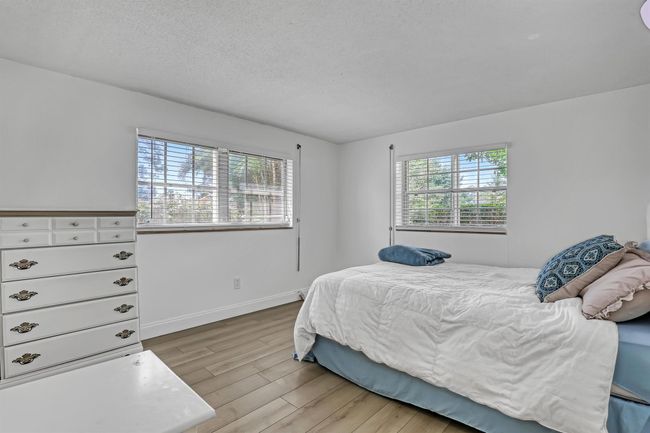 852 Palo Verde Ct, House other with 5 bedrooms, 3 bathrooms and null parking in Haverhill FL | Image 38
