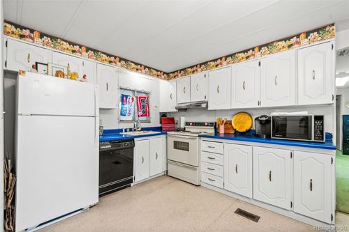 3003 Valmont Rd, Boulder, CO, 80301-2139 | Card Image