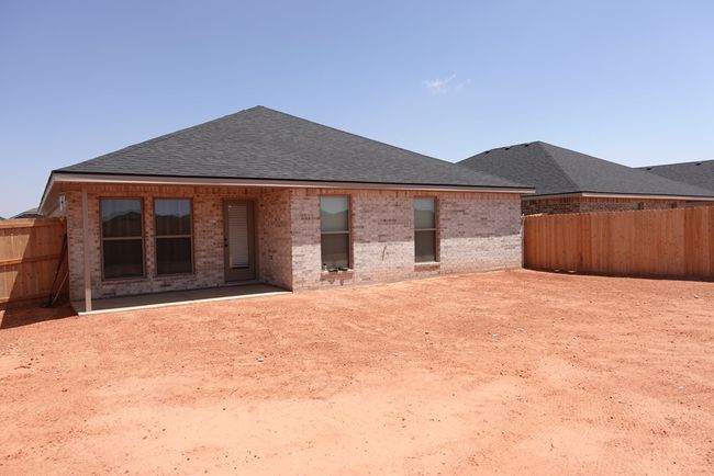 2220 Goldfinch Rd, House other with 3 bedrooms, 2 bathrooms and 2 parking in Midland TX | Image 41