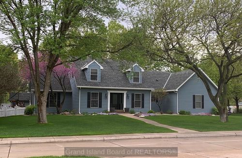 2306 Apache Rd, Grand Island, NE, 68801-7514 | Card Image