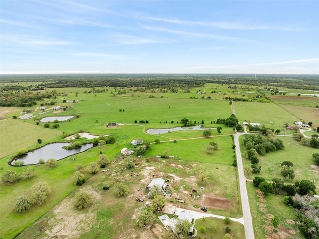 1234 County Road 135, House other with 3 bedrooms, 3 bathrooms and 4 parking in Lincoln TX | Image 30