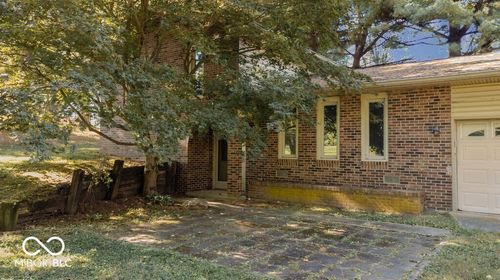 7433 N Raider Rd, Middletown, IN, 47356-9448 | Card Image