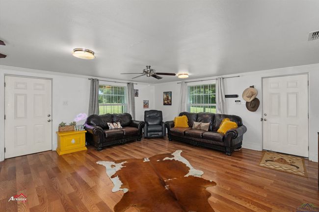 1260 N Cr 236, House other with 2 bedrooms, 2 bathrooms and null parking in Kilgore TX | Image 20