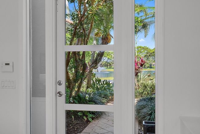 8774 Lakes Blvd, House other with 3 bedrooms, 3 bathrooms and null parking in West Palm Beach FL | Image 10