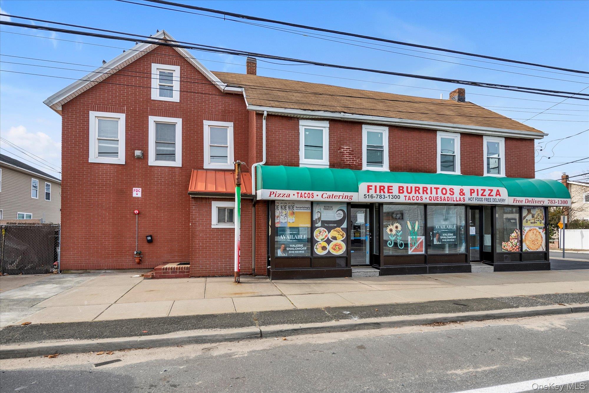 1354 Newbridge Rd, N Bellmore, NY 11710