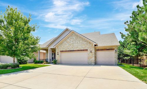 9733 W Village Pl, Maize, KS, 67101-3783 | Card Image