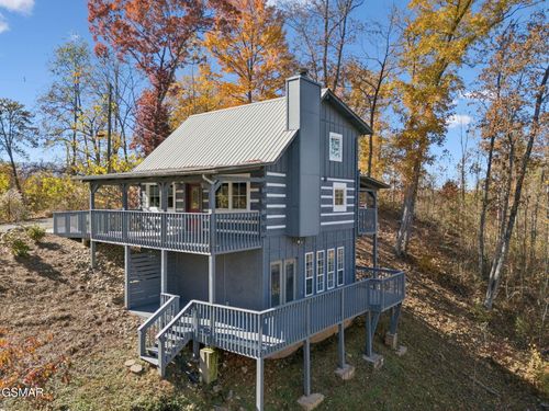 306 Beech Ridge Ln, Gatlinburg, TN, 37738-5152 | Card Image