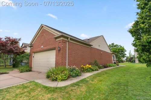 4282 Sherwood Cir, Canton, MI, 48188-2170 | Card Image