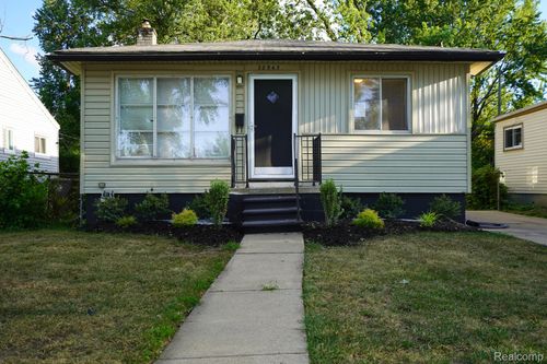 28945 Oakwood St, Inkster, MI, 48141-1665 | Card Image