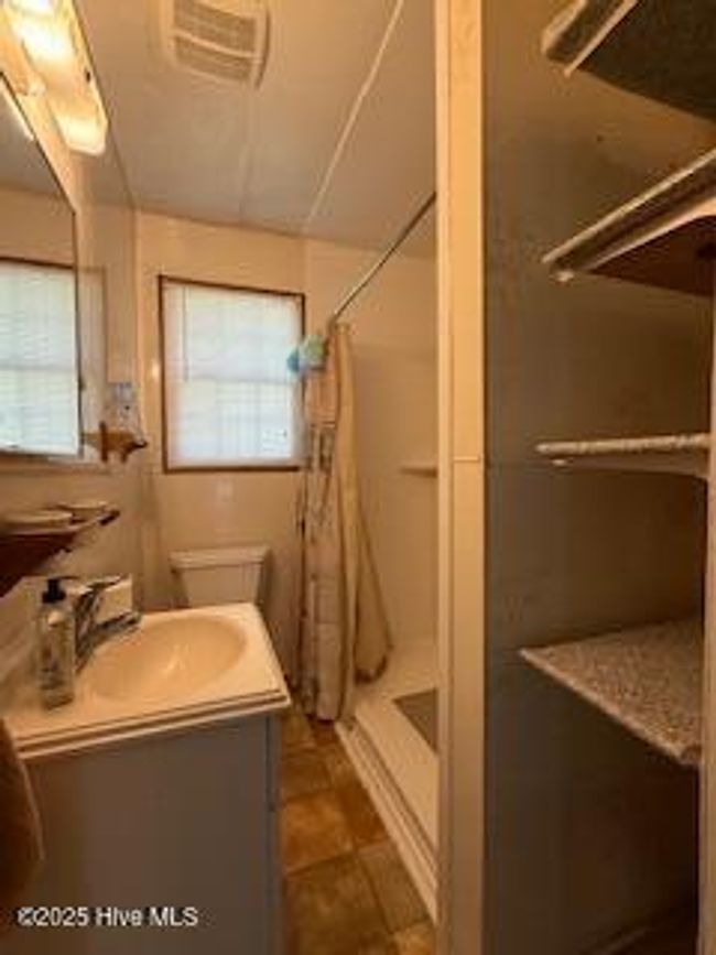 Full-Bathroom | Image 18