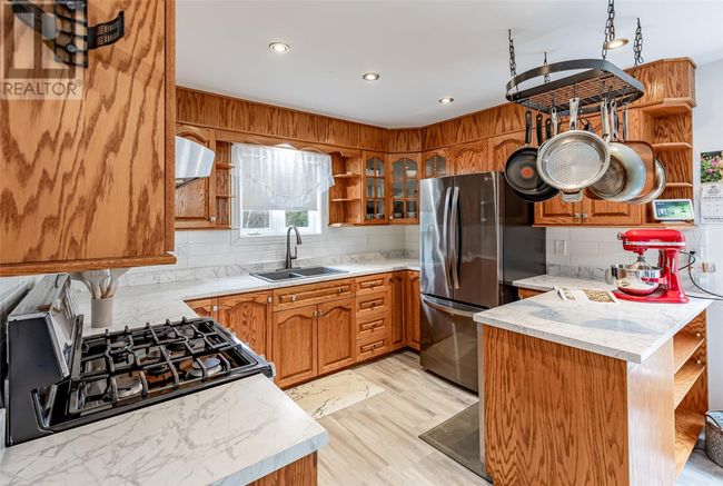 7 Main Rd, House other with 2 bedrooms, 3 bathrooms and null parking in Blaketown NL | Image 9