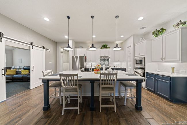 324 Rhapsody Rdg, House other with 3 bedrooms, 2 bathrooms and null parking in Spring Branch TX | Image 5