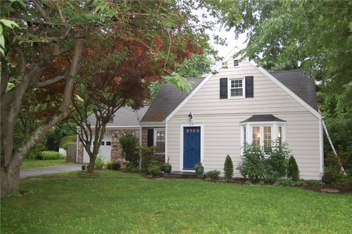 26 Black Creek Ln, Warwick, RI, 02888-5415 | Card Image