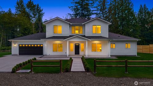 10424 348th Ave Se, Snoqualmie, WA, 98065-9208 | Card Image
