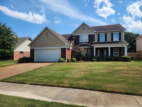 8209 Blue Lagoon Dr, Bartlett, TN, 38002-8917 | Card Image