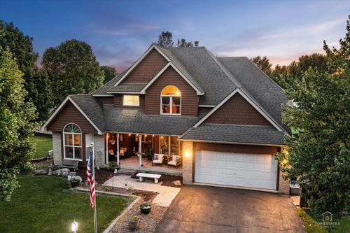 3 Settlers Ln, Oswego, IL, 60543-8643 | Card Image