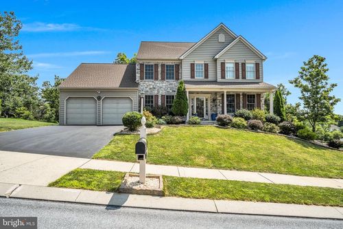 7030 Kendale Dr, HARRISBURG, PA, 17111-4799 | Card Image