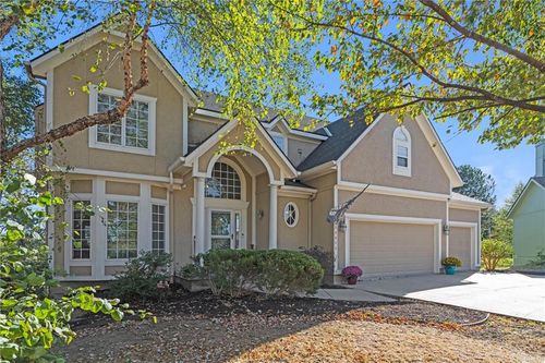 22611 W 46th Ter, Shawnee, KS, 66226-2449 | Card Image