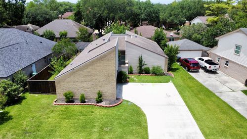 2230 Woodland Park Dr, Houston, TX, 77077-6430 | Card Image
