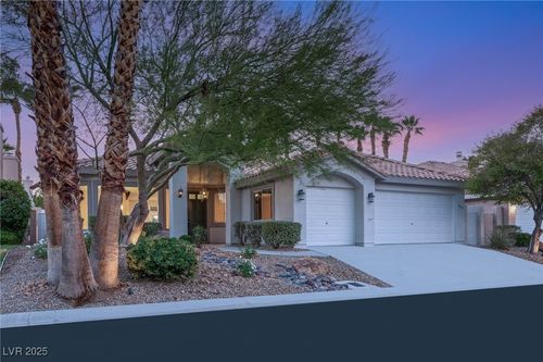 1605 Shadow Rock Dr, Las Vegas, NV, 89117-5430 | Card Image