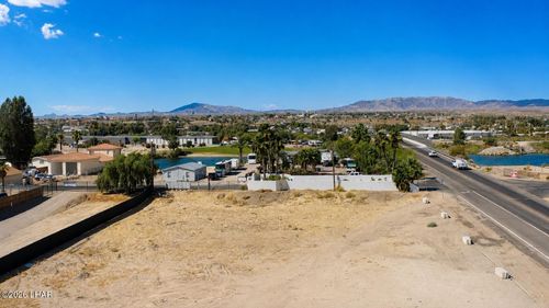 1282 E Levee Dr, Mohave Valley, AZ, 86440-9633 | Card Image