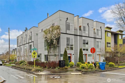 6500 34th Avenue Sw, Seattle, WA, 98126 | Card Image