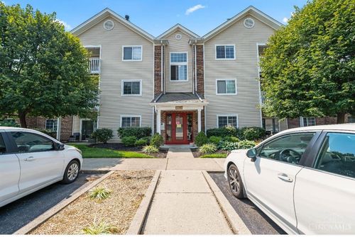 120 Carrington Ln, Loveland, OH, 45140-7359 | Card Image