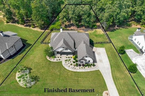 207 Blue Point Pkwy, Fayetteville, GA, 30215-5110 | Card Image