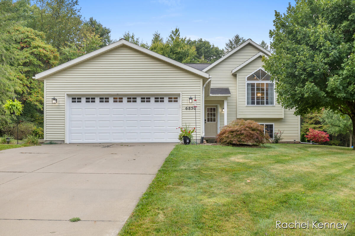 Whispering Forest Dr, Cedar Springs, MI 49319