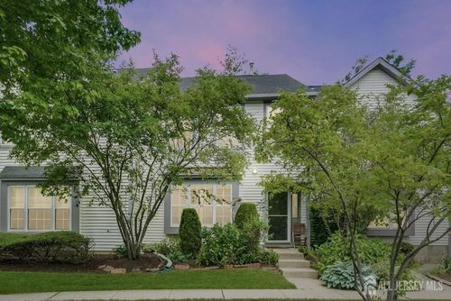 2 Mystic Ct, Sayreville, NJ, 08872-2305 | Card Image
